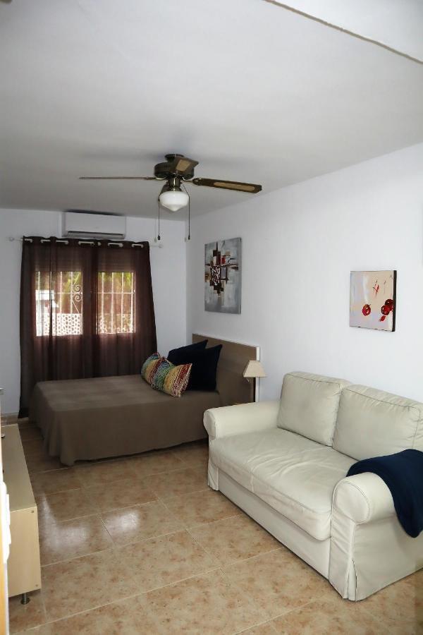 Estudio Escobar Appartement Nerja Buitenkant foto